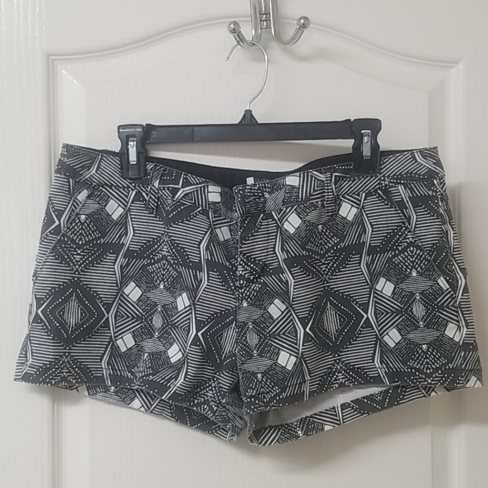 Volcom shorts